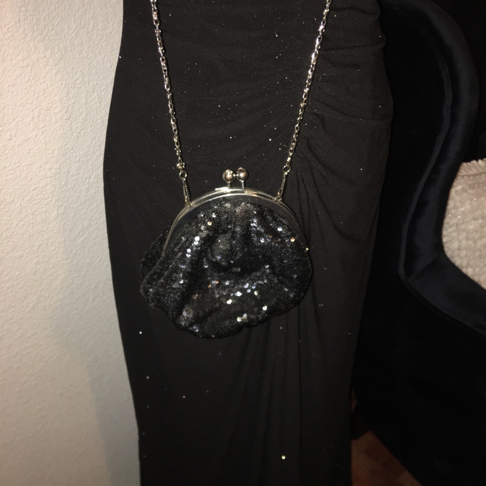 Cache Clutch - image 1